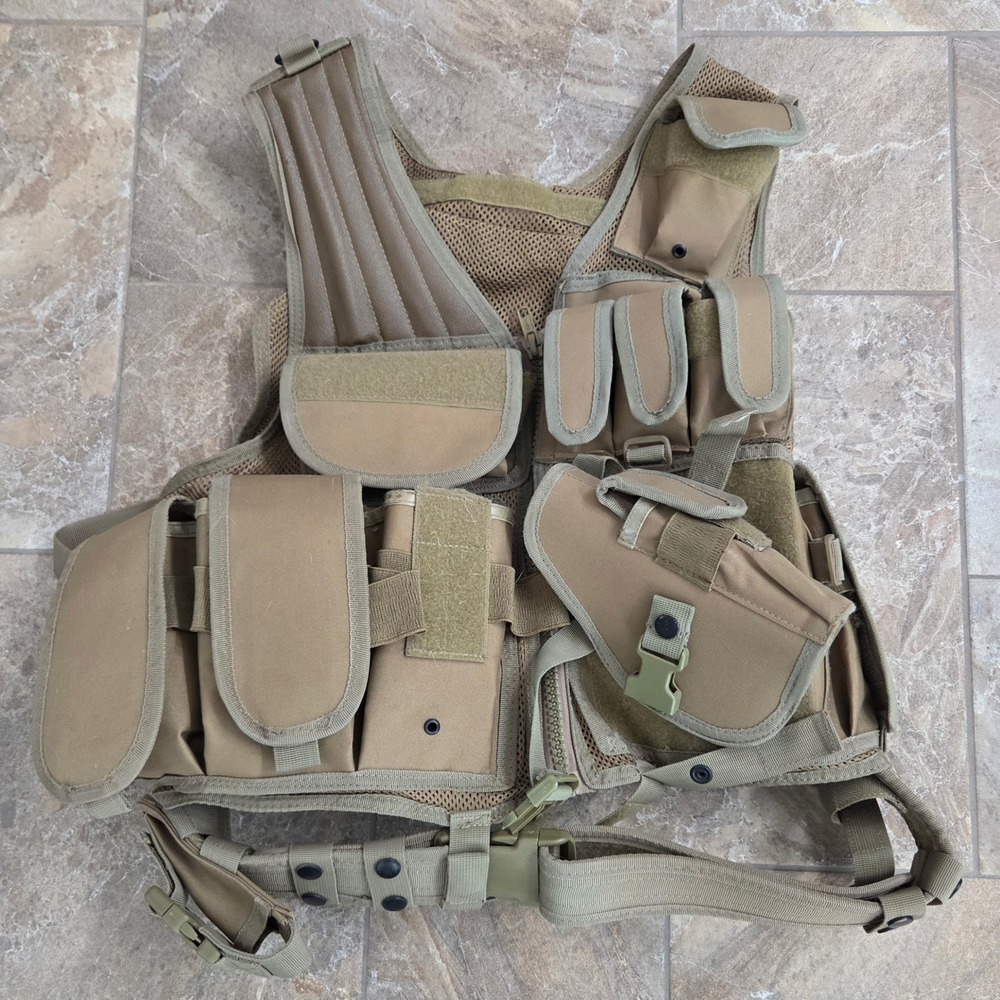 Red Rock Outdoor Gear Tactical Vest Coyote Tan Cross Draw Holster‎ Mag Pouches
